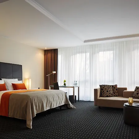 Boston Hotel Hh-2